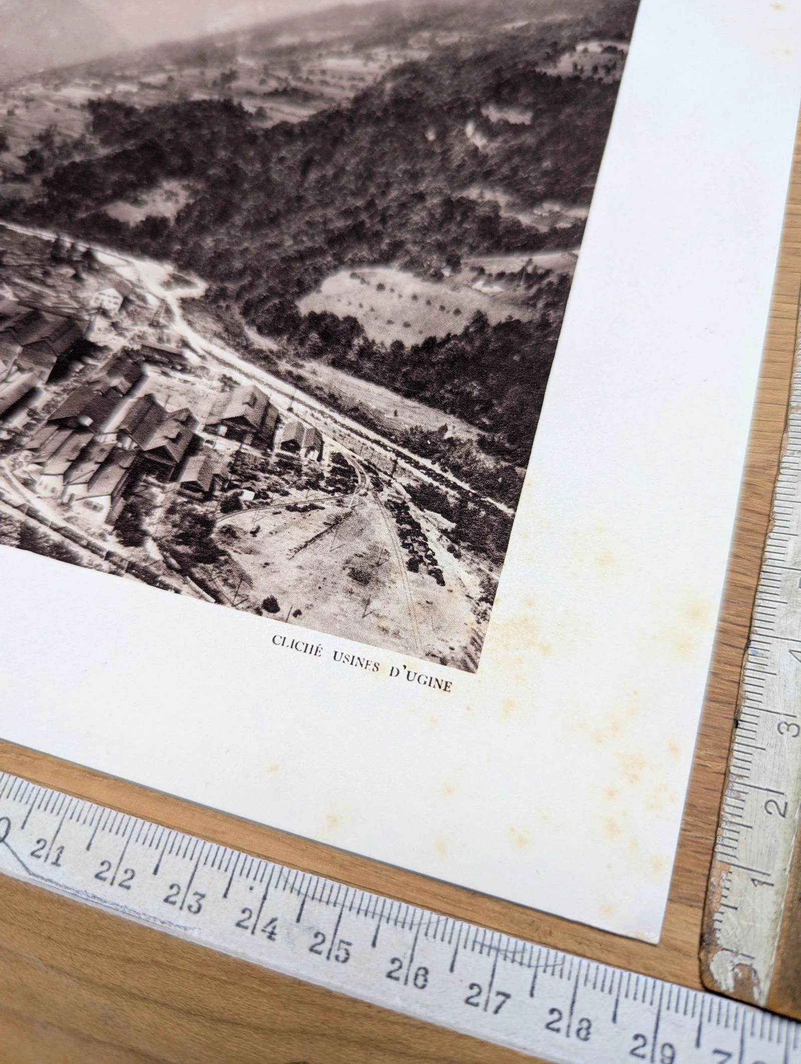 Ugine, Savoie. Placa fotográfica impressa em 1942. – photo 10